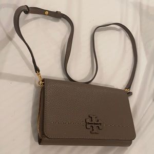 Tory Burch wallet on chain